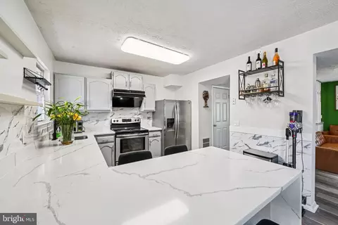 Kitchen - 128 Cottage Grove Dr, Pasadena, MD 21122 photo 1 of 3