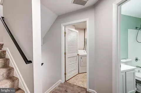 Entry Way - 300 Roff Point Dr, Odenton, MD 21113 photo 2 of 3