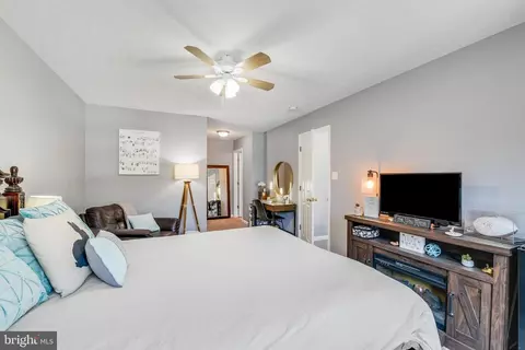 8122 Mountain View Cir, Pasadena, MD 21122 photo 23