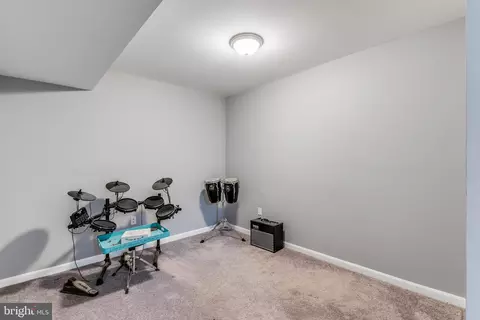 8122 Mountain View Cir, Pasadena, MD 21122 photo 35