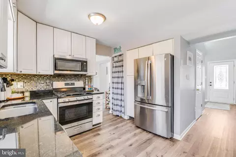 8122 Mountain View Cir, Pasadena, MD 21122 photo 11
