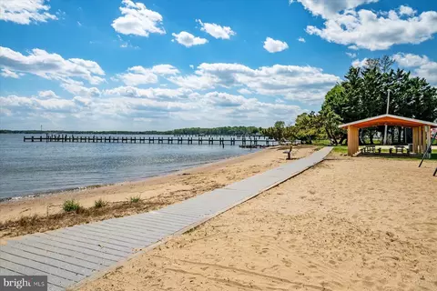 298 Edgemere Dr, Annapolis, MD 21403