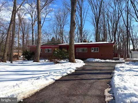 Exterior - 7425 Hawkins Dr, Hanover, MD 21076 photo 3 of 3