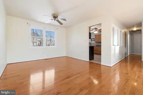 Living - 7526 Lemon Tree Ct, Hanover, MD 21076 photo 3 of 7