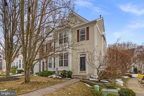 758 Howards Loop, Annapolis, MD 21401