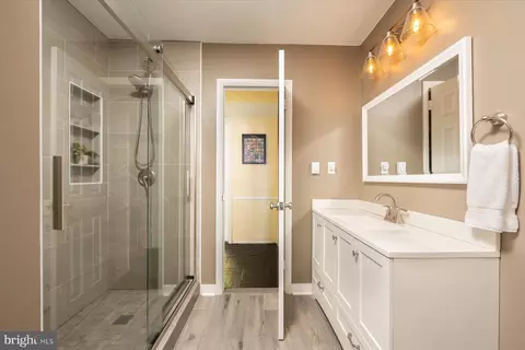 201 Mill Ct, Arnold, MD 21012 photo 5