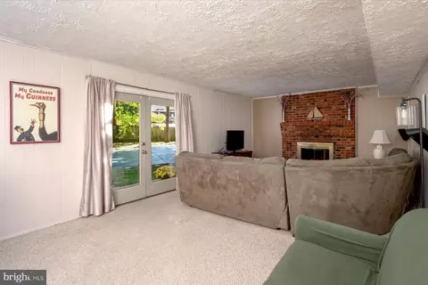 201 Mill Ct, Arnold, MD 21012 photo 22