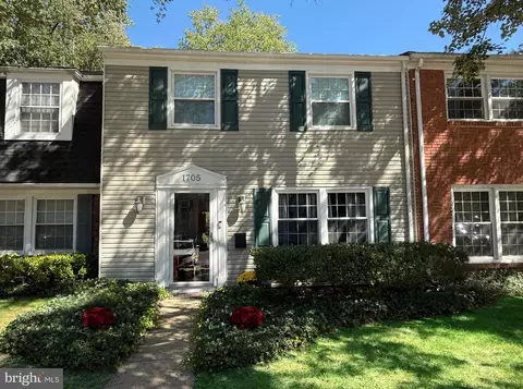 1705 Fillmore Ct, Crofton, MD 21114