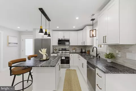 5218 Nick Rd, Shady Side, MD 20764