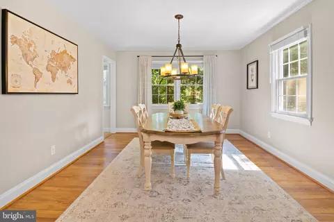 Dining - 296 Halsey Rd, Annapolis, MD 21401 photo 3 of 4