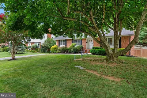 Exterior - 296 Halsey Rd, Annapolis, MD 21401 photo 3 of 11