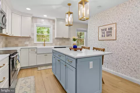 Kitchen - 296 Halsey Rd, Annapolis, MD 21401 photo 3 of 9