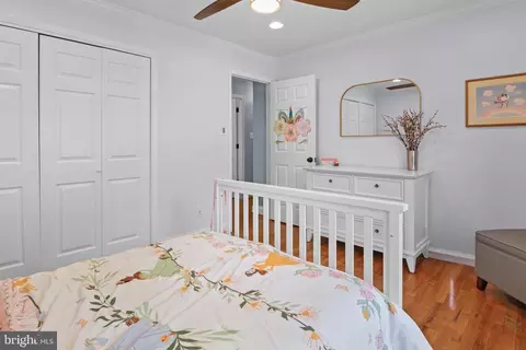 Bedroom - 296 Halsey Rd, Annapolis, MD 21401 photo 5 of 9