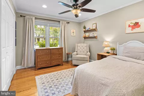 Bedroom - 296 Halsey Rd, Annapolis, MD 21401 photo 6 of 9