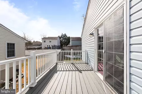 719 203rd St, Pasadena, MD 21122 photo 2