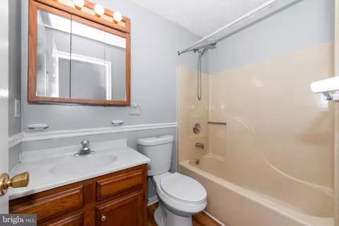 719 203rd St, Pasadena, MD 21122 photo 27