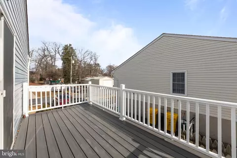 719 203rd St, Pasadena, MD 21122 photo 41