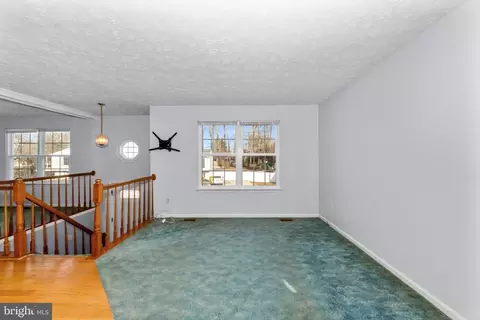 719 203rd St, Pasadena, MD 21122 photo 9