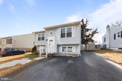 719 203rd St, Pasadena, MD 21122