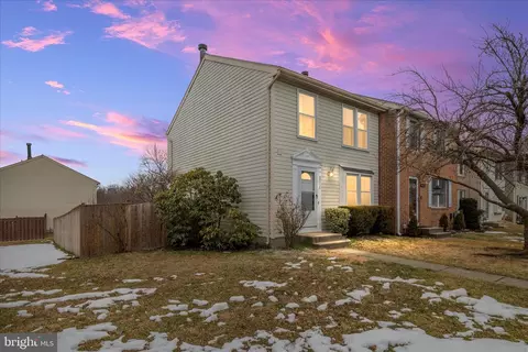 8214 Shady Nook Ct, Pasadena, MD 21122