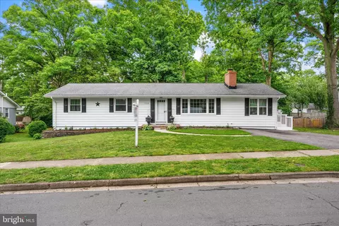 309 Fernwood Dr, Severna Park, MD 21146