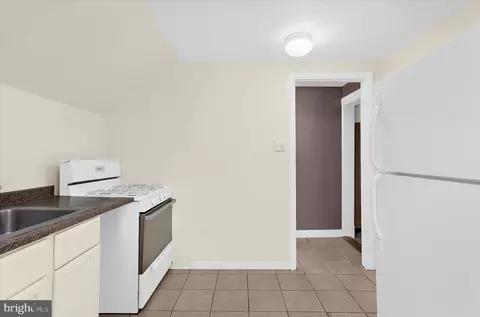 Entry Way - 317 Doris, Baltimore, MD 21225 photo 2 of 3