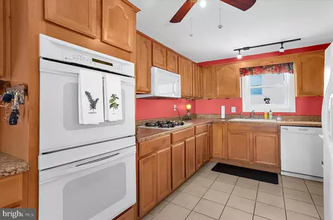 Kitchen - 317 Doris, Baltimore, MD 21225 photo 1 of 3