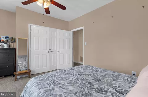 Bedroom - 317 Doris, Baltimore, MD 21225 photo 5 of 11