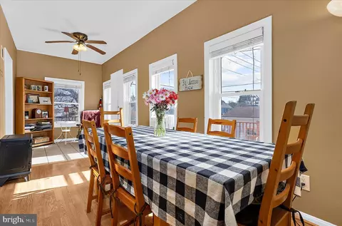 Dining - 317 Doris, Baltimore, MD 21225 photo 3 of 4