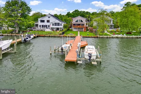 View/Area - 3641 Branhum Rd, Edgewater, MD 21037 photo 6 of 10