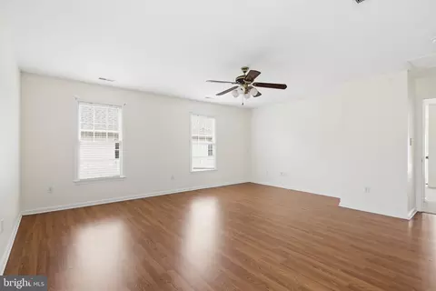 Living - 3641 Branhum Rd, Edgewater, MD 21037 photo 1 of 6