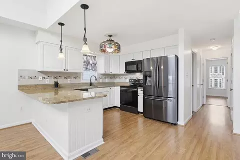 Kitchen - 3641 Branhum Rd, Edgewater, MD 21037 photo 4 of 4