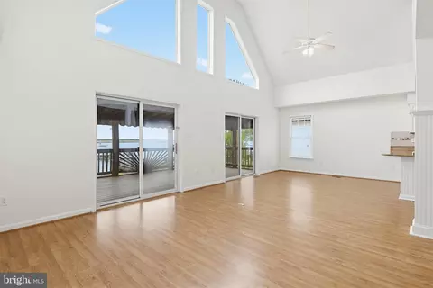 Living - 3641 Branhum Rd, Edgewater, MD 21037 photo 3 of 6