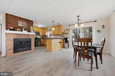 1110 Murray Dr, Edgewater, MD 21037 photo 7