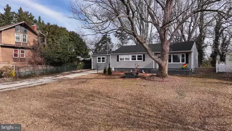 1110 Murray Dr, Edgewater, MD 21037 photo 2