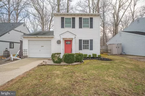 2200 Shore Dr, Edgewater, MD 21037