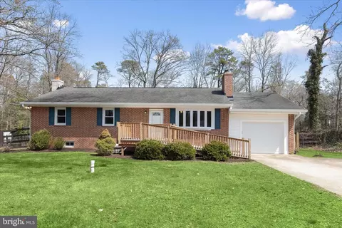 616 Dover Rd, Pasadena, MD 21122