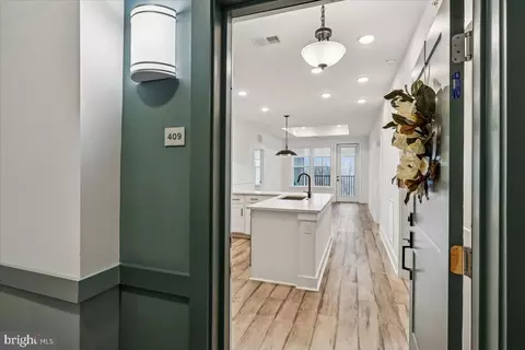 78 Old Mill Bottom Rd N #409, Annapolis, MD 21409