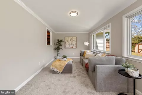 Living - 3319 Mulberry St, Edgewater, MD 21037 photo 6 of 6
