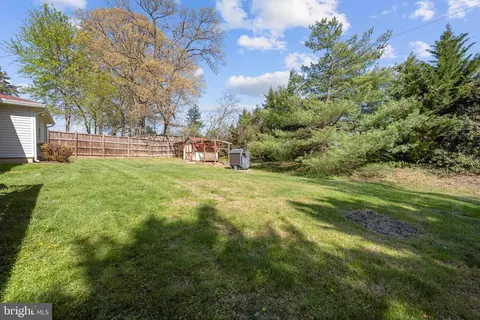 Exterior - 3319 Mulberry St, Edgewater, MD 21037 photo 10 of 17
