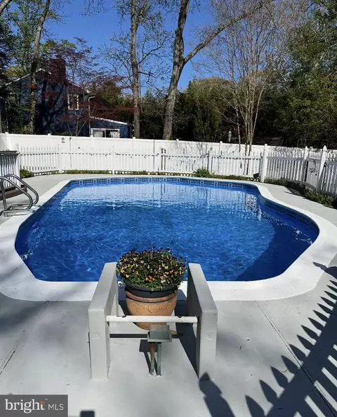 Exterior - 903 Pine Trl, Arnold, MD 21012 photo 12 of 20