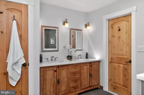 Bath - 349 Epping Way, Annapolis, MD 21401 photo 2 of 4