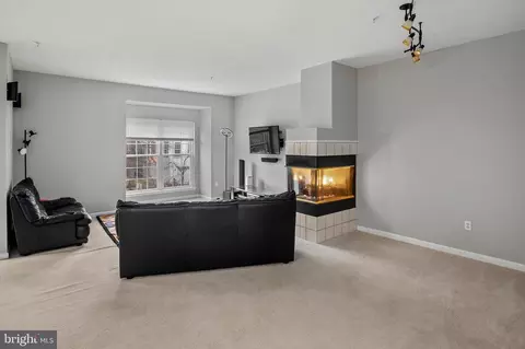 2720 Summers Ridge Dr, Odenton, MD 21113 photo 13