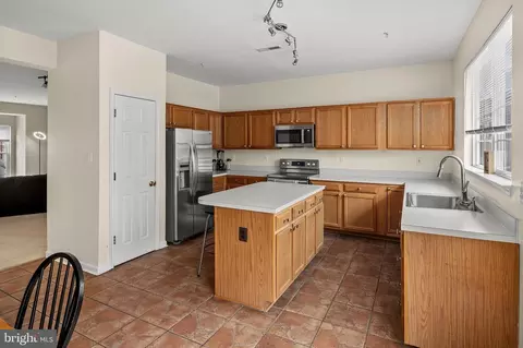 2720 Summers Ridge Dr, Odenton, MD 21113 photo 11