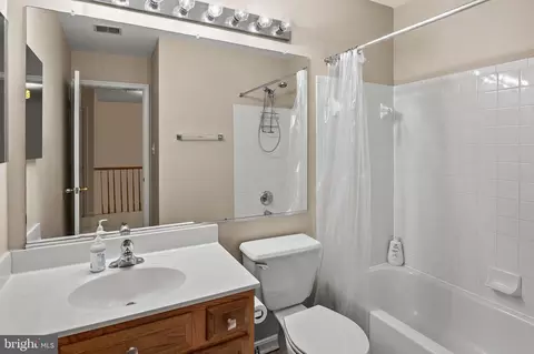 2720 Summers Ridge Dr, Odenton, MD 21113 photo 24