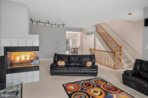 2720 Summers Ridge Dr, Odenton, MD 21113 photo 15