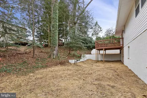 Exterior - 1041 Skyview Dr, Annapolis, MD 21409 photo 13 of 14