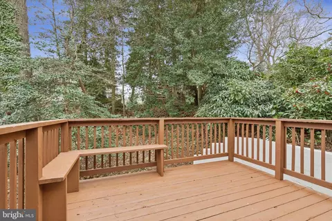 Exterior - 1041 Skyview Dr, Annapolis, MD 21409 photo 8 of 14