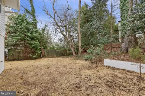 Exterior - 1041 Skyview Dr, Annapolis, MD 21409 photo 12 of 14