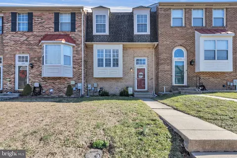 1305 Creekland Ct, Stoney Beach, MD 21226